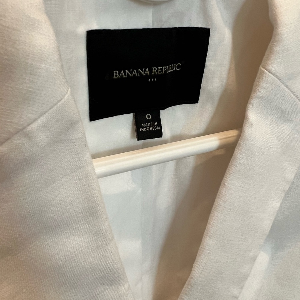 Banana Republic Linen Women's Off-White 3/4 length Crop Blazer - Picture 3 of 5